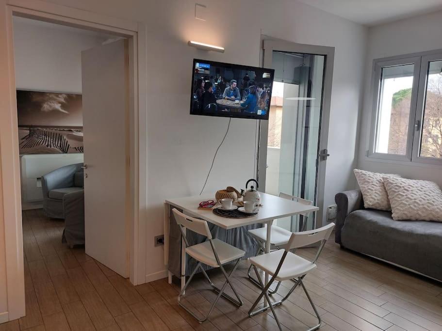 Florence San Donato Apartment With Parking Exterior photo